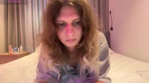 AlicePinkhead online show from February 2026 08:00:02 AM