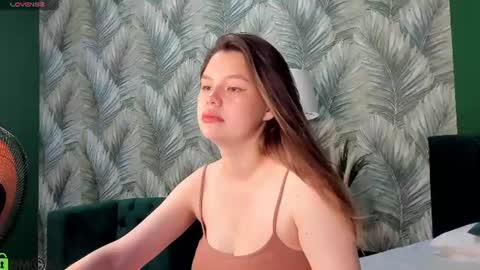 Snapshot of aliceruby1 chatting on July 2026 10:53:01 AM Alice online show from July 2026 10:53:01 AM