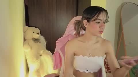 Snapshot of alicesimpson1 chatting on February 2026 11:34:02 PM alice online show from February 2026 11:34:02 PM