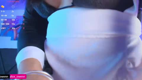 Alice online show from November 2025 09:13:02 PM