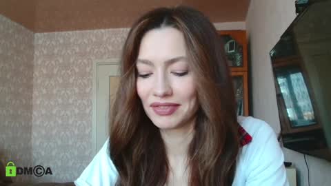 Alicia online show from March 2025 04:23:02 AM