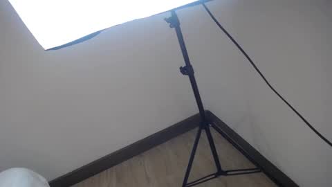 Ali online show from February 2025 11:51:01 AM