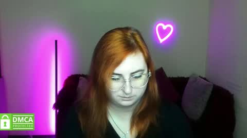 Alicia online show from November 2025 06:33:02 AM