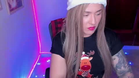 Jennyfer online show from December 2024 06:39:02 PM