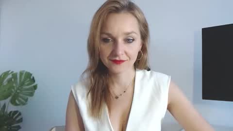 Alicia online show from April 2026 06:44:02 AM