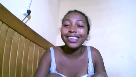 alicianah online show from September 2025 05:16:02 PM