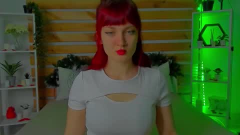 Snapshot of aliciawiliss chatting on January 2026 01:11:01 AM aliciawiliss online show from January 2026 01:11:01 AM