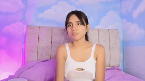 Aliclark online show from April 2026 07:07:02 PM