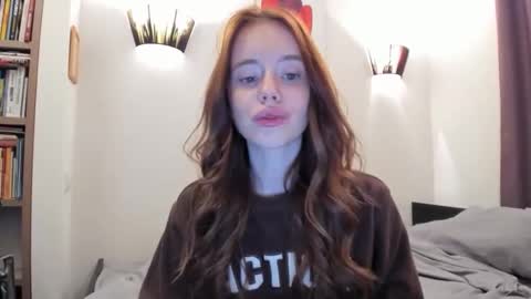 Snapshot of aliensi chatting on September 2025 07:47:02 PM aliensi online show from September 2025 07:47:02 PM