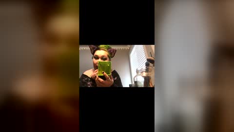 alientboy online show from February 2026 07:10:01 PM