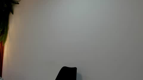 Snapshot of aliice_greco chatting on June 2026 12:24:01 AM Alice online show from June 2026 12:24:01 AM