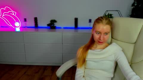 Alina online show from November 2025 06:40:02 AM