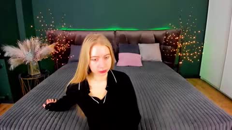 Alina online show from February 2026 06:34:02 AM