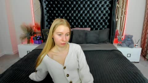 Alina online show from April 2026 02:36:02 PM