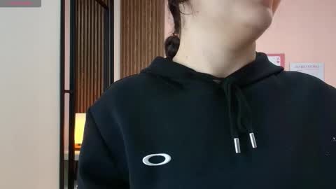 Alina online show from March 2026 11:49:01 AM