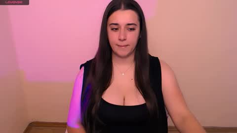 Alina online show from March 2026 08:17:01 AM