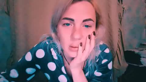 Alina online show from October 2025 08:20:01 PM