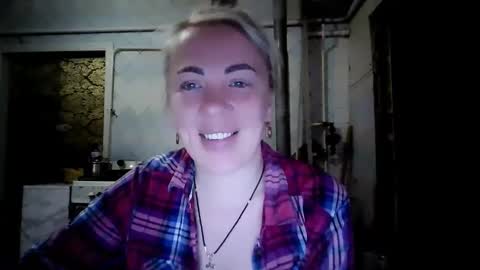 Alina online show from April 2026 05:14:01 AM