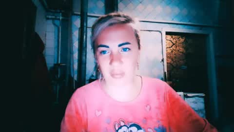Snapshot of alinafrey_ chatting on June 2026 07:33:01 PM Alina online show from June 2026 07:33:01 PM