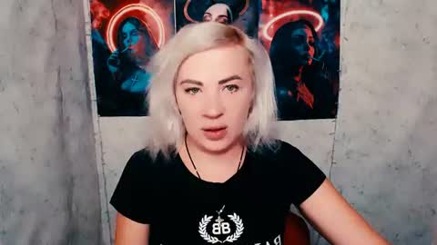 Snapshot of alinafrey_ chatting on July 2026 04:54:01 AM Alina online show from July 2026 04:54:01 AM
