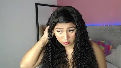 Snapshot of alinakiss_ chatting on April 2026 11:06:01 PM lili online show from April 2026 11:06:01 PM