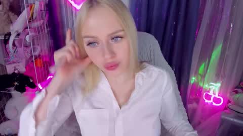 alinaocean online show from March 2026 03:49:02 PM