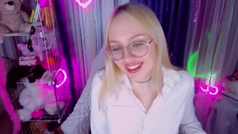 Snapshot of alinaocean chatting on April 2026 05:36:01 PM alinaocean online show from April 2026 05:36:01 PM