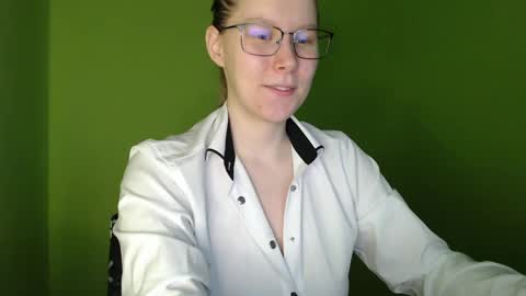 Snapshot of alinasei chatting on April 2026 01:07:01 PM alinasei online show from April 2026 01:07:01 PM