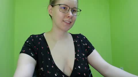 Snapshot of alinasei chatting on May 2026 12:57:02 PM alinasei online show from May 2026 12:57:02 PM