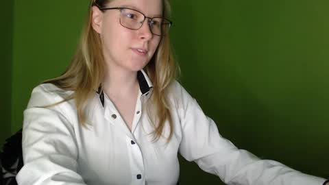 Snapshot of alinasei chatting on May 2026 12:55:02 PM alinasei online show from May 2026 12:55:02 PM