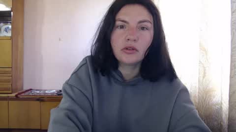 Snapshot of alinaxjames chatting on April 2026 07:39:01 AM AlinaxJames online show from April 2026 07:39:01 AM
