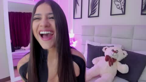     online show from March 2025 05:49:01 PM