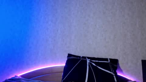 alisaadoll online show from December 2024 01:54:02 PM