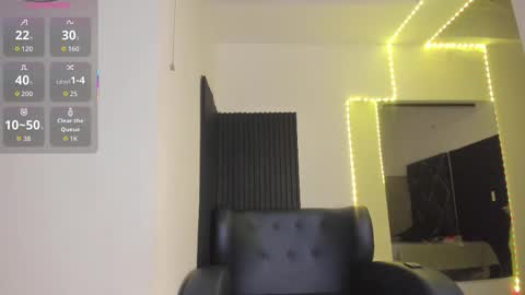 alise_mason online show from November 2025 09:17:01 PM