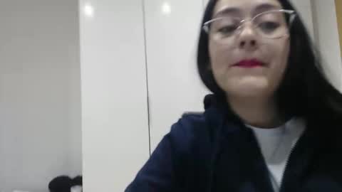 Snapshot of alisha_9997 chatting on November 2025 05:52:01 PM alisha_9997 online show from November 2025 05:52:01 PM