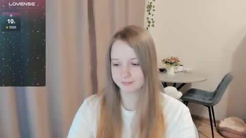 Alya online show from December 2025 11:17:02 AM