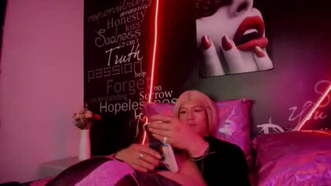 Snapshot of alishaa_nixx chatting on September 2025 04:03:02 AM alishaa_nixx online show from September 2025 04:03:02 AM