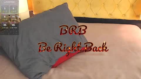 Luna online show from February 2025 11:26:02 PM