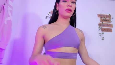 Snapshot of alisiacollinsss chatting on February 2026 06:00:02 AM Alisia online show from February 2026 06:00:02 AM