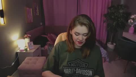 Snapshot of alison_doody chatting on February 2026 04:51:02 AM Alison online show from February 2026 04:51:02 AM