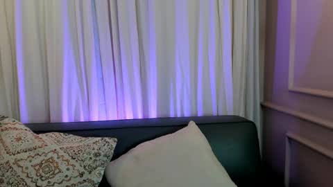 Snapshot of alison_ferrera chatting on May 2026 11:07:02 AM Ali online show from May 2026 11:07:02 AM