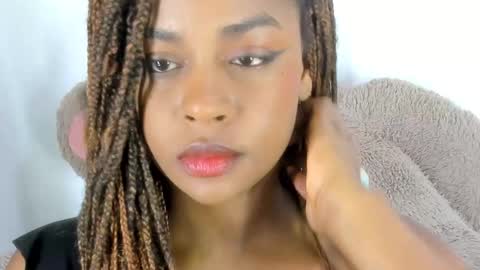 Sofias house online show from September 2025 01:53:01 AM