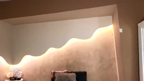 Ali  online show from November 2025 12:18:01 PM