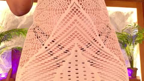 Alison Moon  online show from February 2026 10:38:01 PM