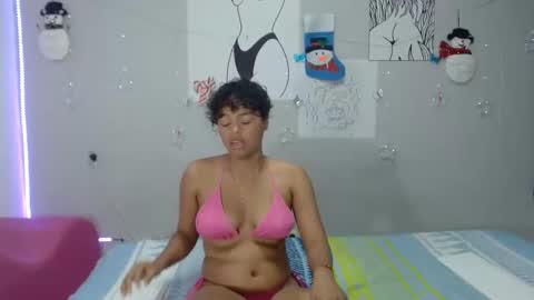 Snapshot of aliss_69 chatting on January 2025 10:18:01 PM aliss_69 online show from January 2025 10:18:01 PM