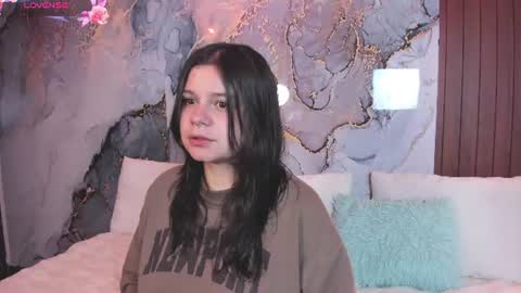 Snapshot of alissa_cute1 chatting on August 2026 03:06:01 AM Mia online show from August 2026 03:06:01 AM