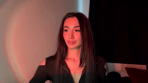 Alissa online show from October 2025 08:59:02 AM