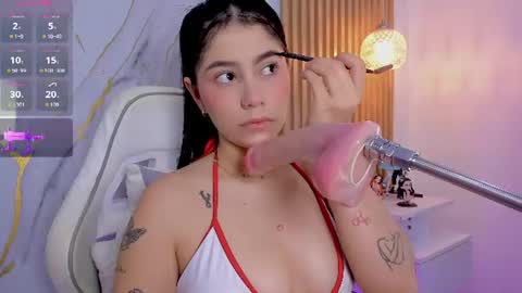Snapshot of alissaowens_ chatting on June 2026 11:08:01 AM Alissa owens online show from June 2026 11:08:01 AM