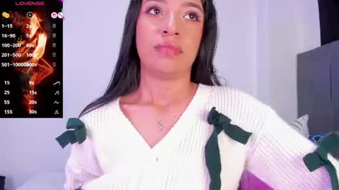 Snapshot of alissarose_1 chatting on July 2026 01:43:01 AM alissarose_1 online show from July 2026 01:43:01 AM