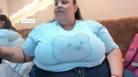 Snapshot of alisson_am chatting on April 2026 06:09:01 PM Alisson online show from April 2026 06:09:01 PM